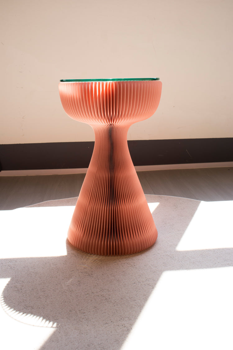 54cm height Slinky Table